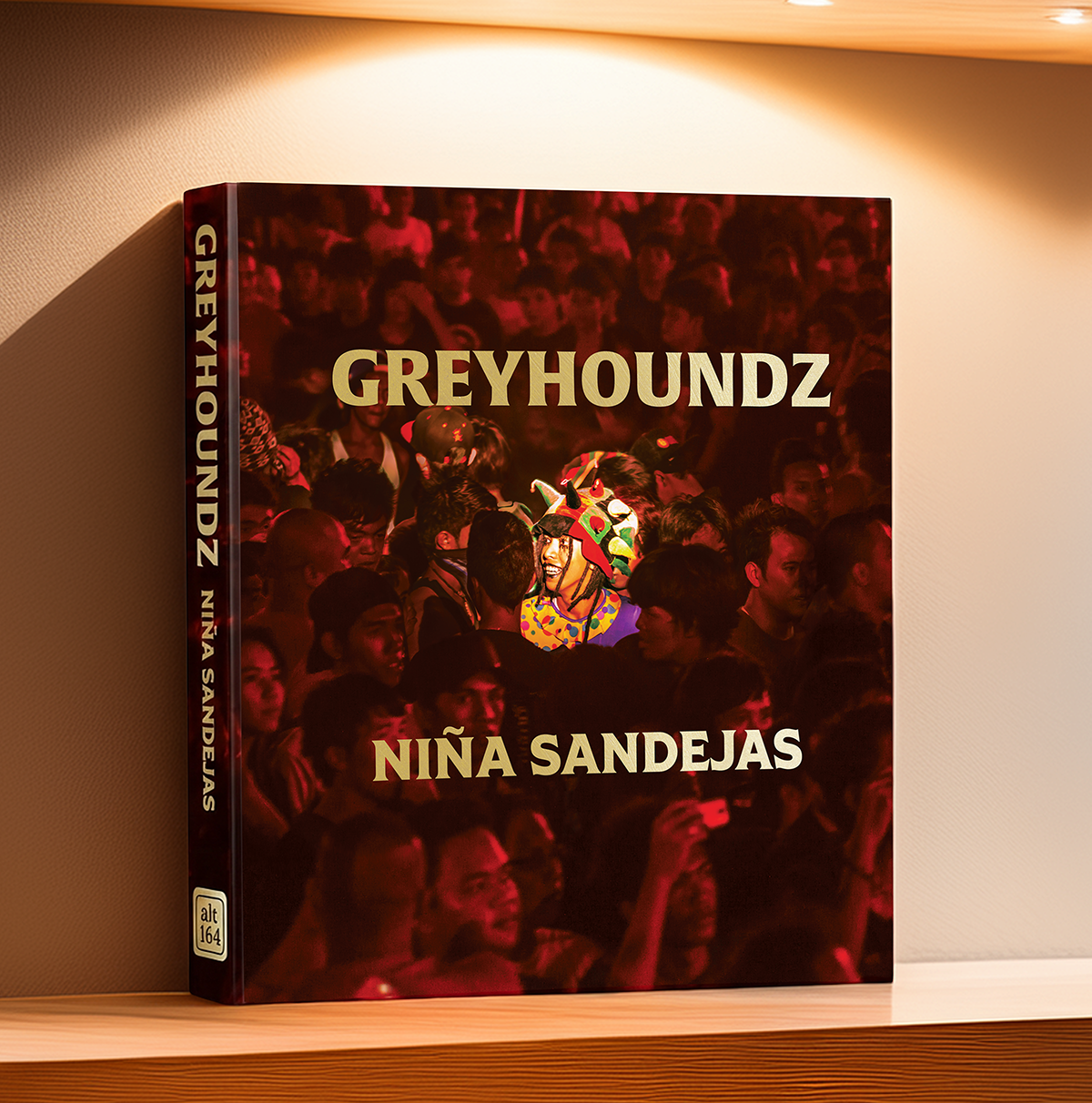 GREYHOUNDZ (Limited) Signed by the band and Niña Sandejas